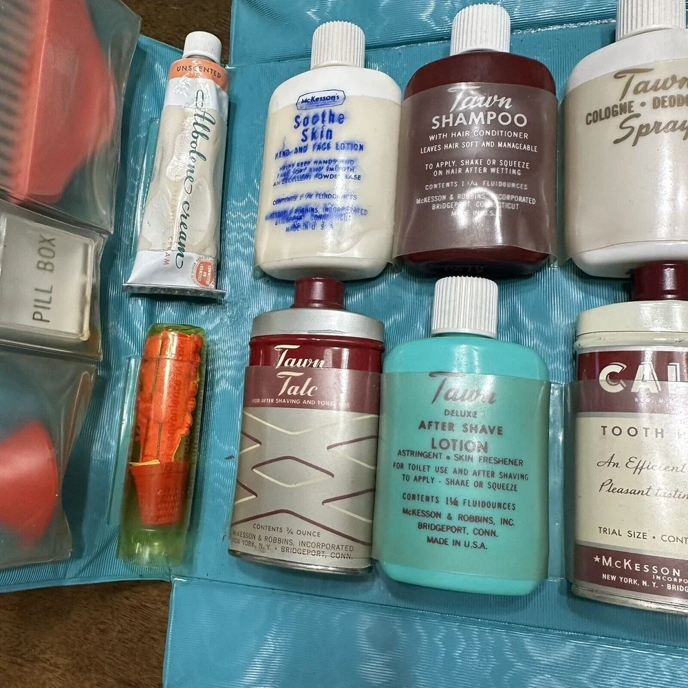 Tawn ladies travel kit‎ No. 600 new old stock Featured In The Smithsonian Museum